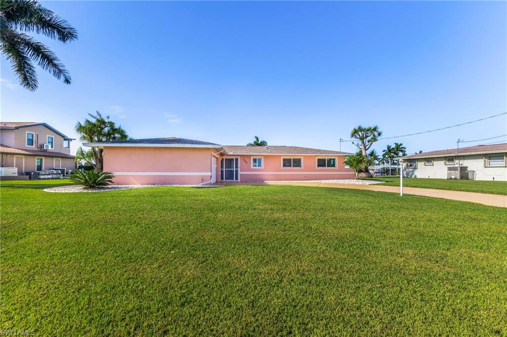 CAPE CORAL - Residential