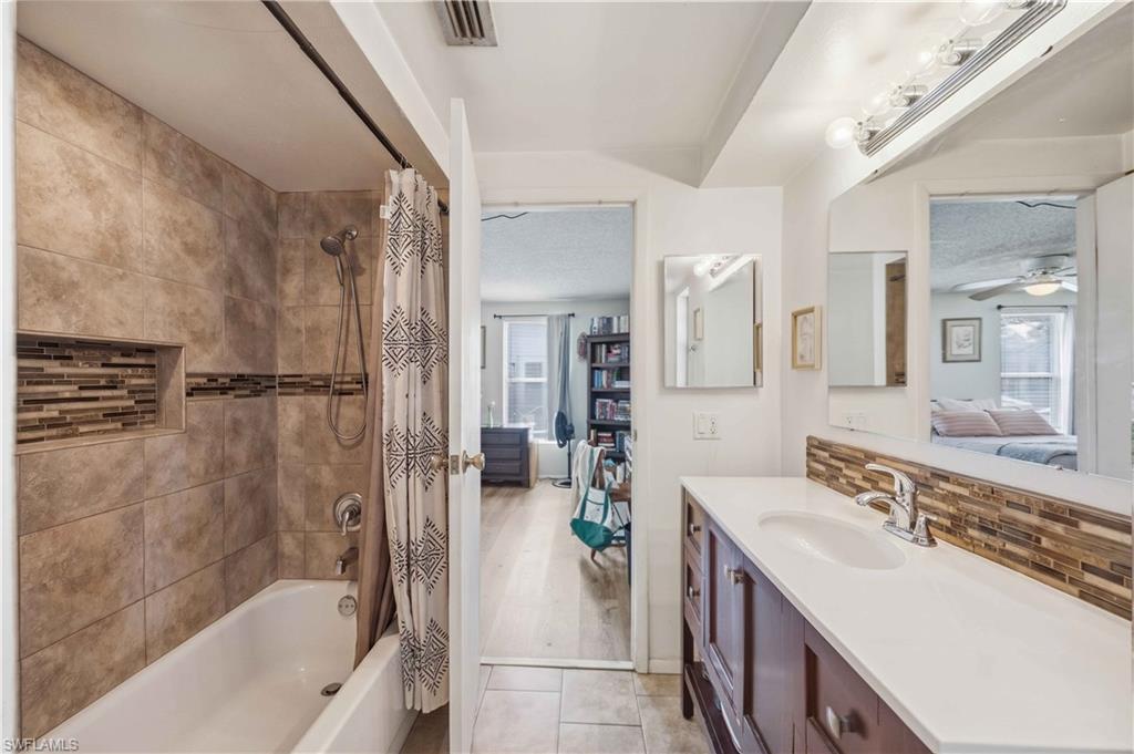 PORT CHARLOTTE - Residential