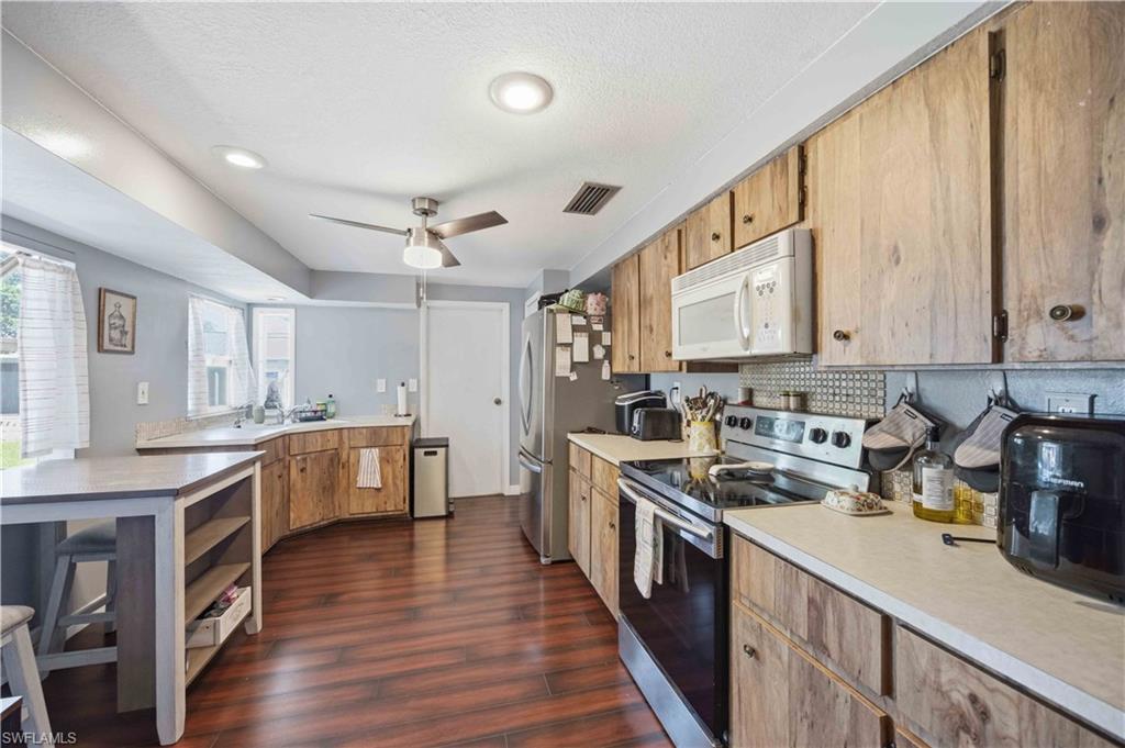PORT CHARLOTTE - Residential