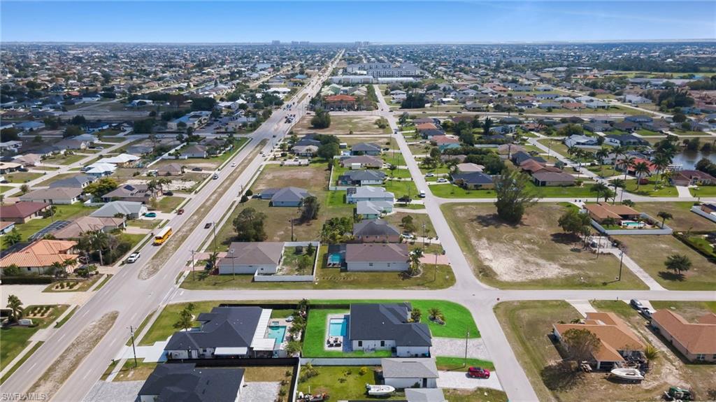 CAPE CORAL - Residential