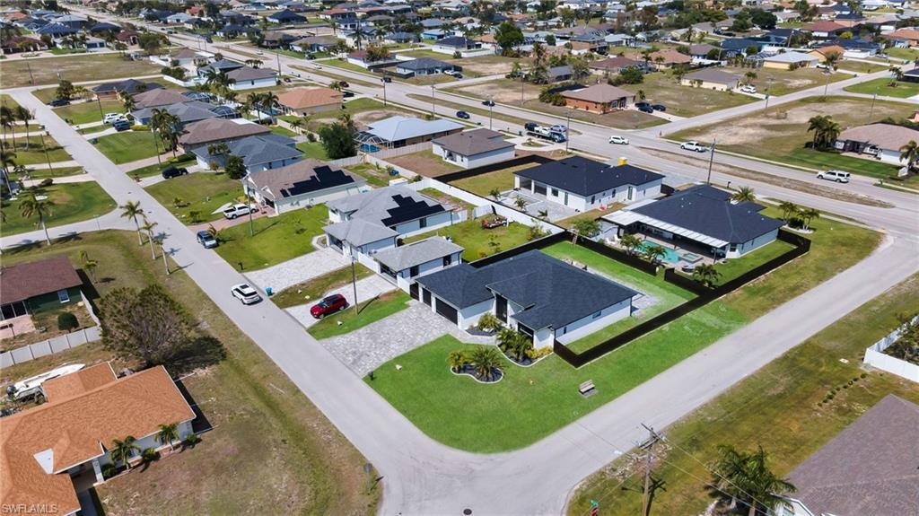 CAPE CORAL - Residential