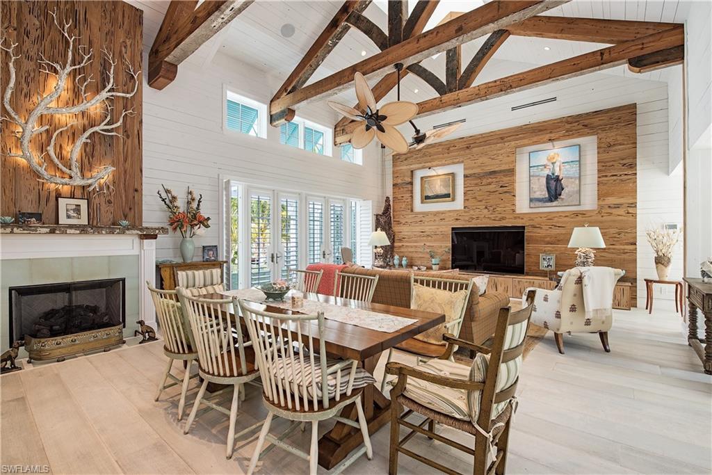 AQUALANE SHORES - Residential