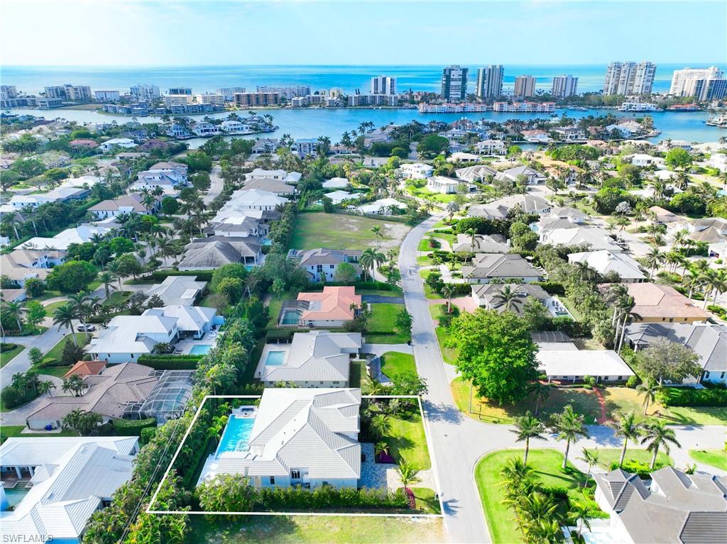 PARK SHORE - Residential
