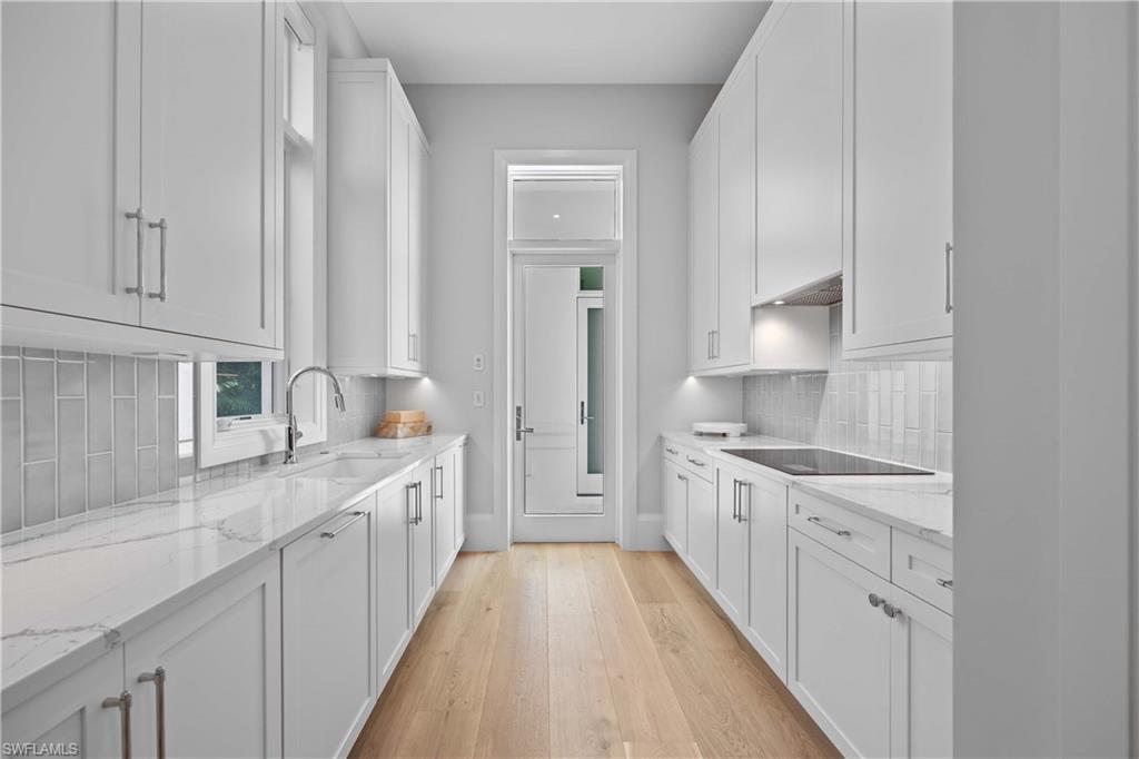 PARK SHORE - Residential