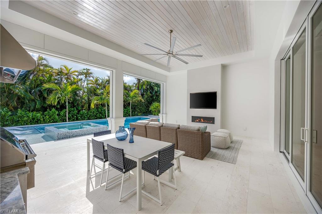 PARK SHORE - Residential