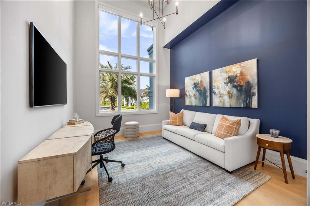 PARK SHORE - Residential