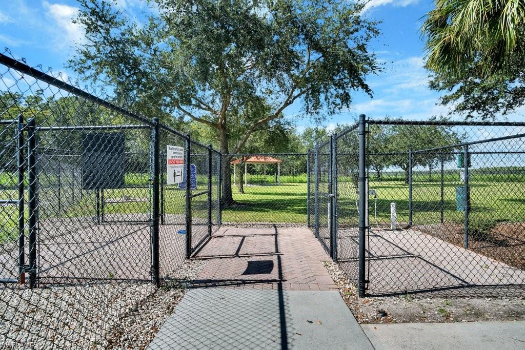 AVALON PARK - Residential
