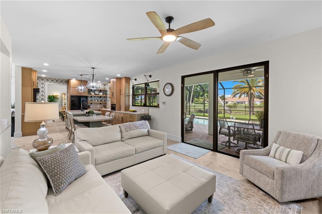 INDIGO LAKES - Residential