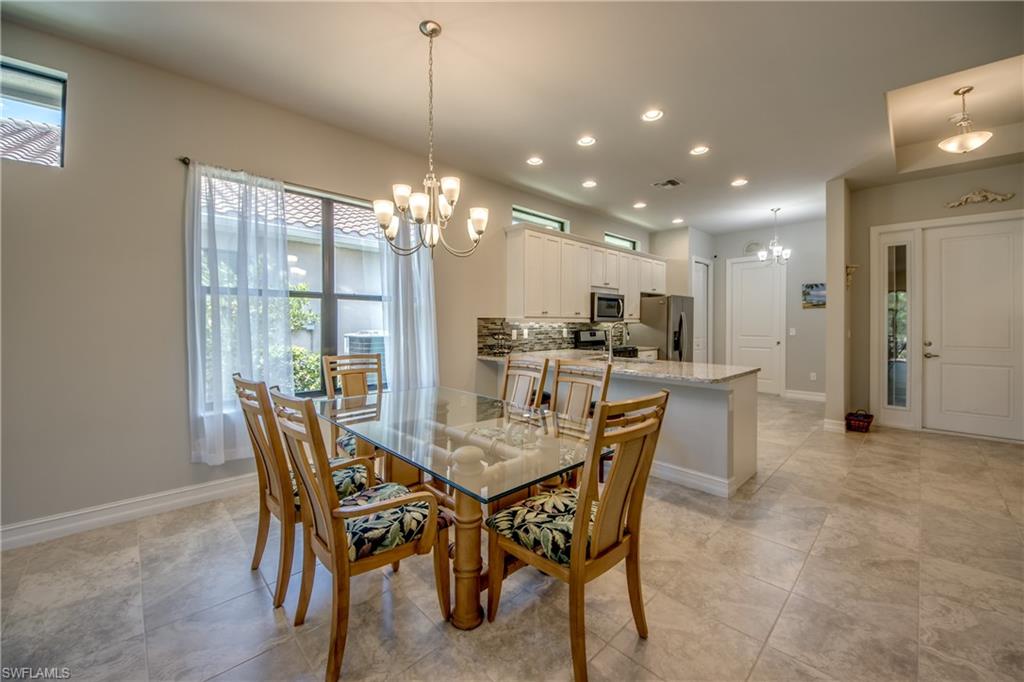 VENETIAN POINTE - Residential
