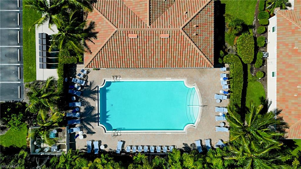 VENETIAN POINTE - Residential