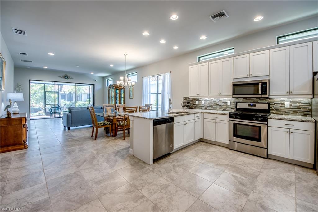 VENETIAN POINTE - Residential