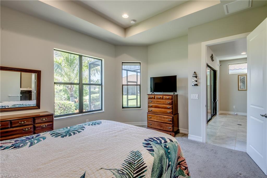VENETIAN POINTE - Residential