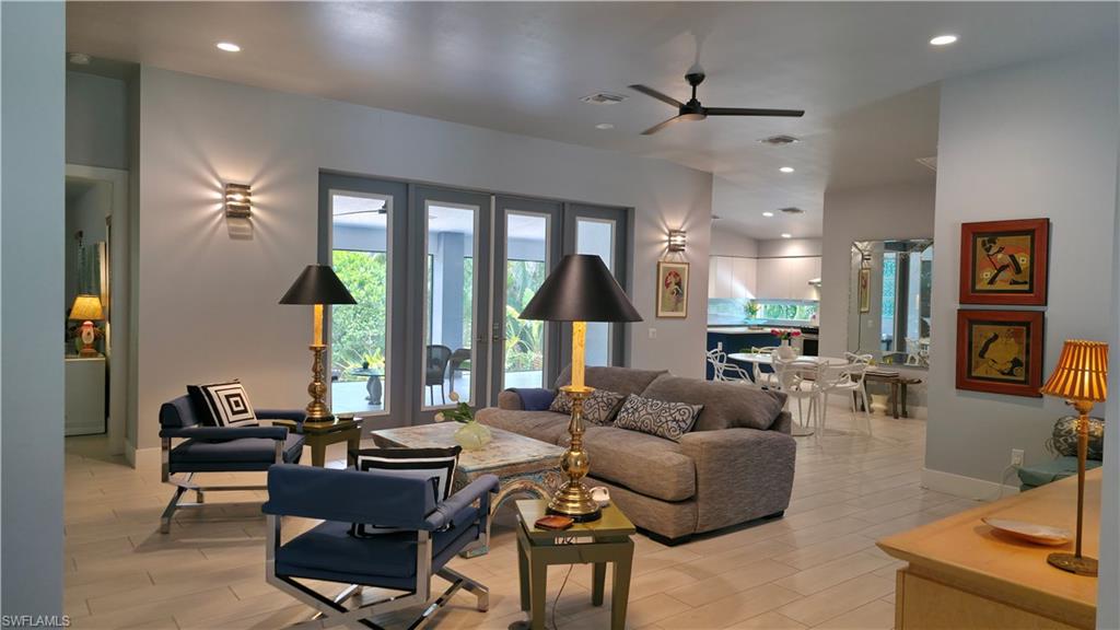MARCO ISLAND - Residential