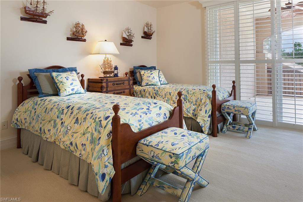 ESCADA AT TIBURON - Residential