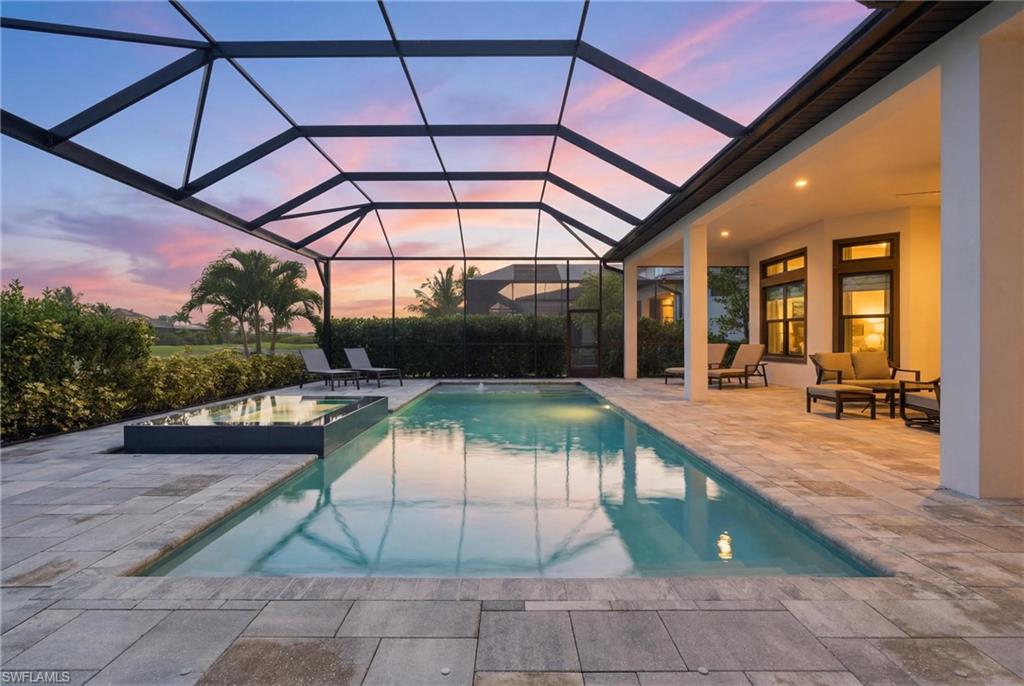 ESPLANADE LAKE CLUB - Residential