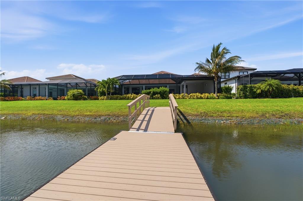ESPLANADE LAKE CLUB - Residential