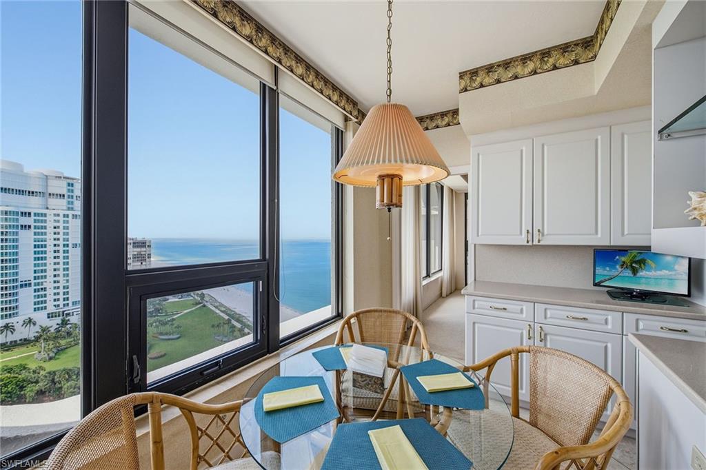 PARK PLAZA - Residential