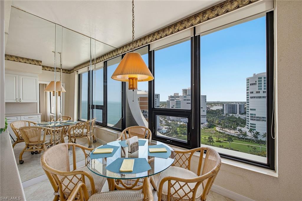 PARK PLAZA - Residential