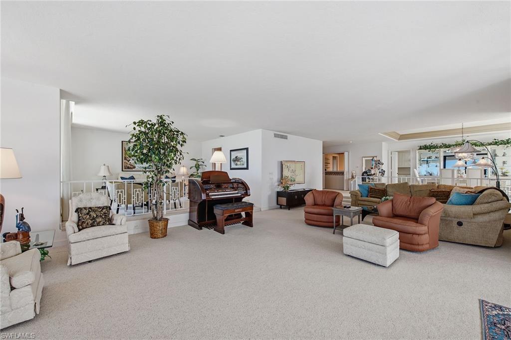 PARK PLAZA - Residential