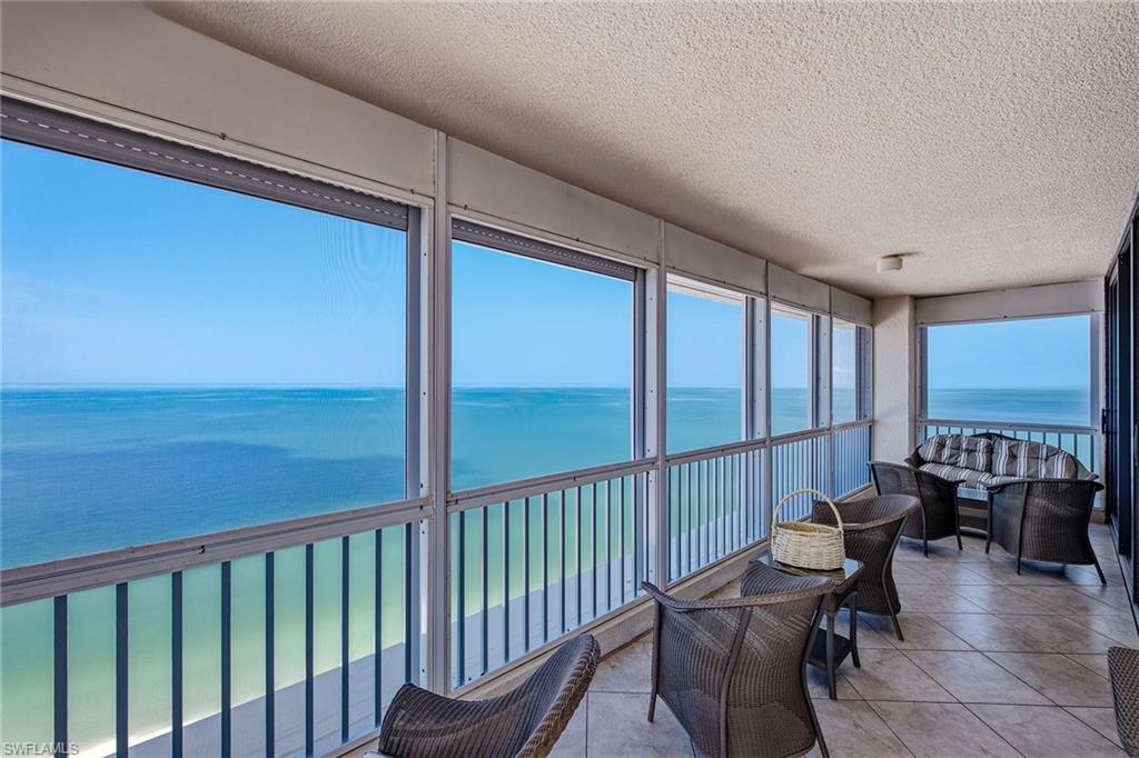 PARK PLAZA - Residential