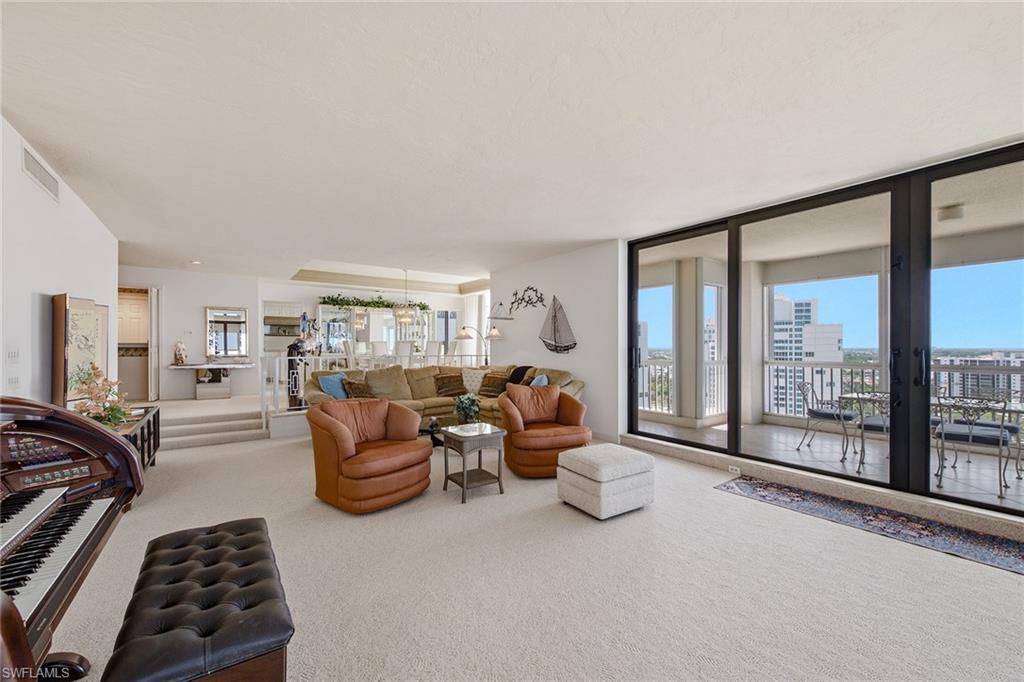 PARK PLAZA - Residential