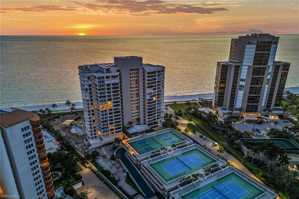 PARK PLAZA - Residential