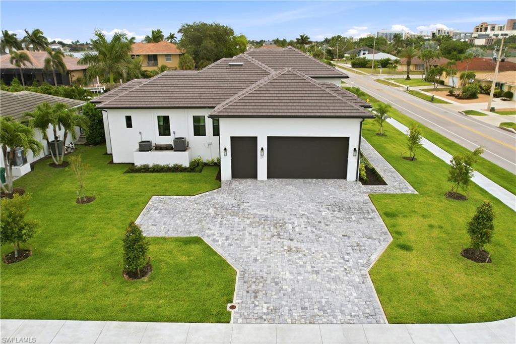 MARCO ISLAND - Residential