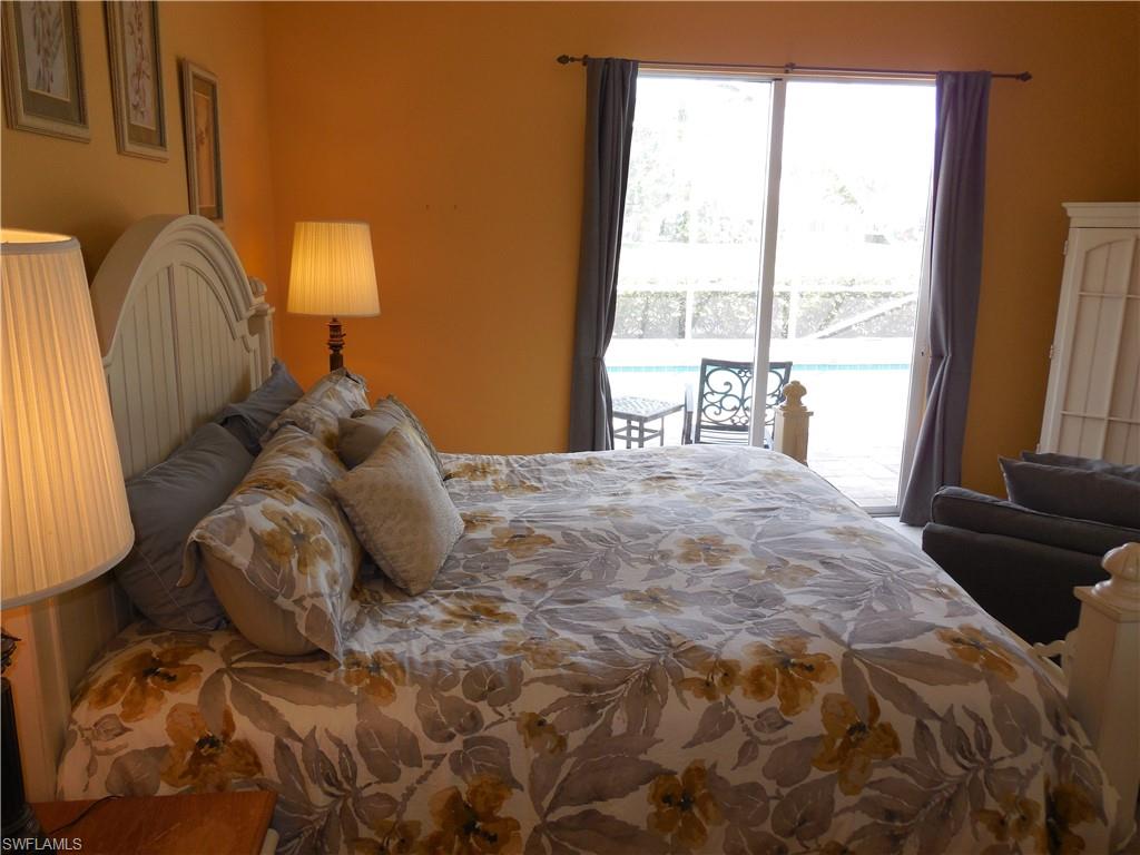 ISLAND WALK - Residential Lease