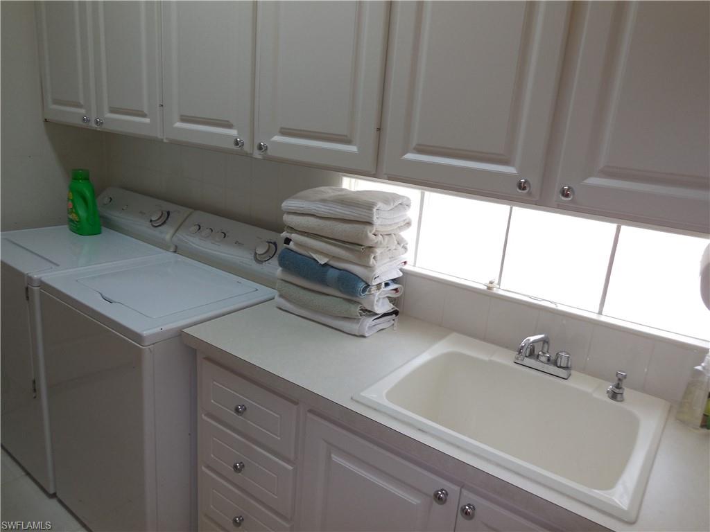 ISLAND WALK - Residential Lease