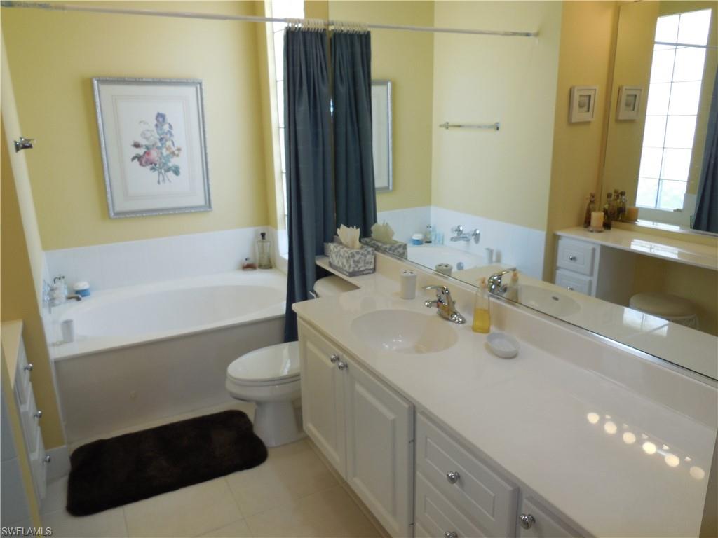 ISLAND WALK - Residential Lease