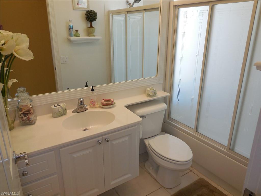 ISLAND WALK - Residential Lease