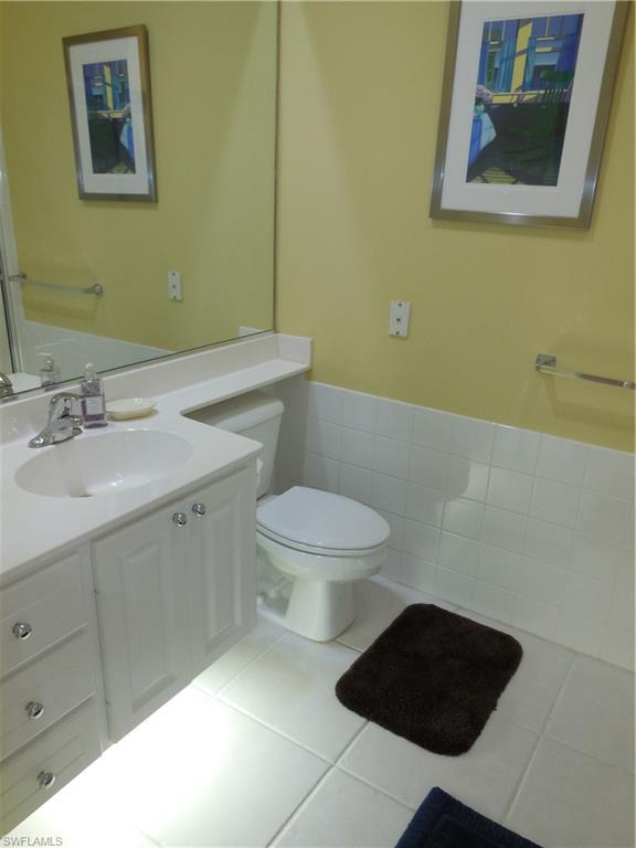 ISLAND WALK - Residential Lease