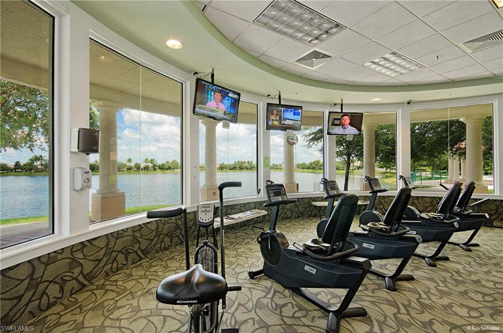 ISLAND WALK - Residential Lease