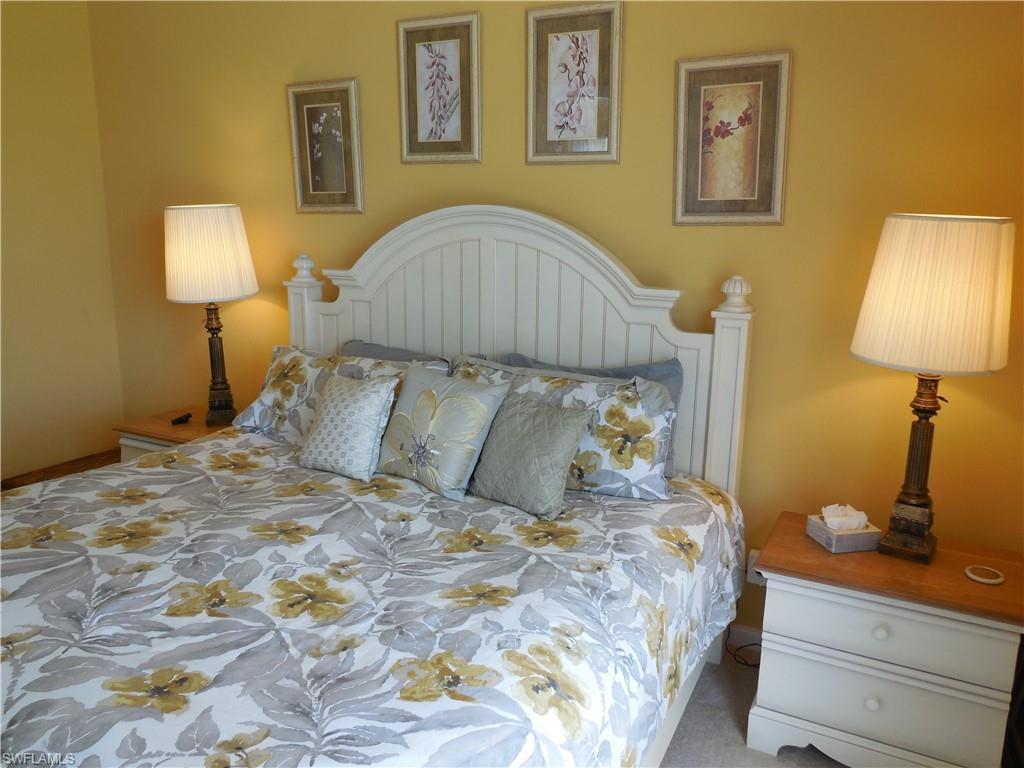 ISLAND WALK - Residential Lease