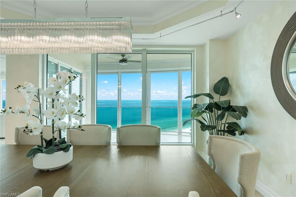 REGENT - Residential