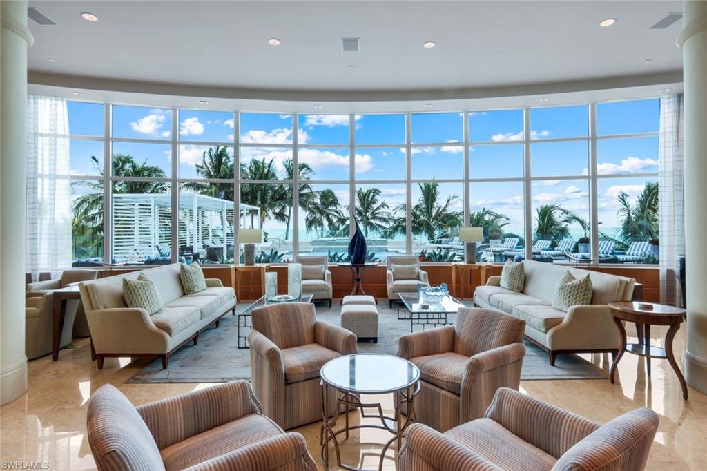 REGENT - Residential
