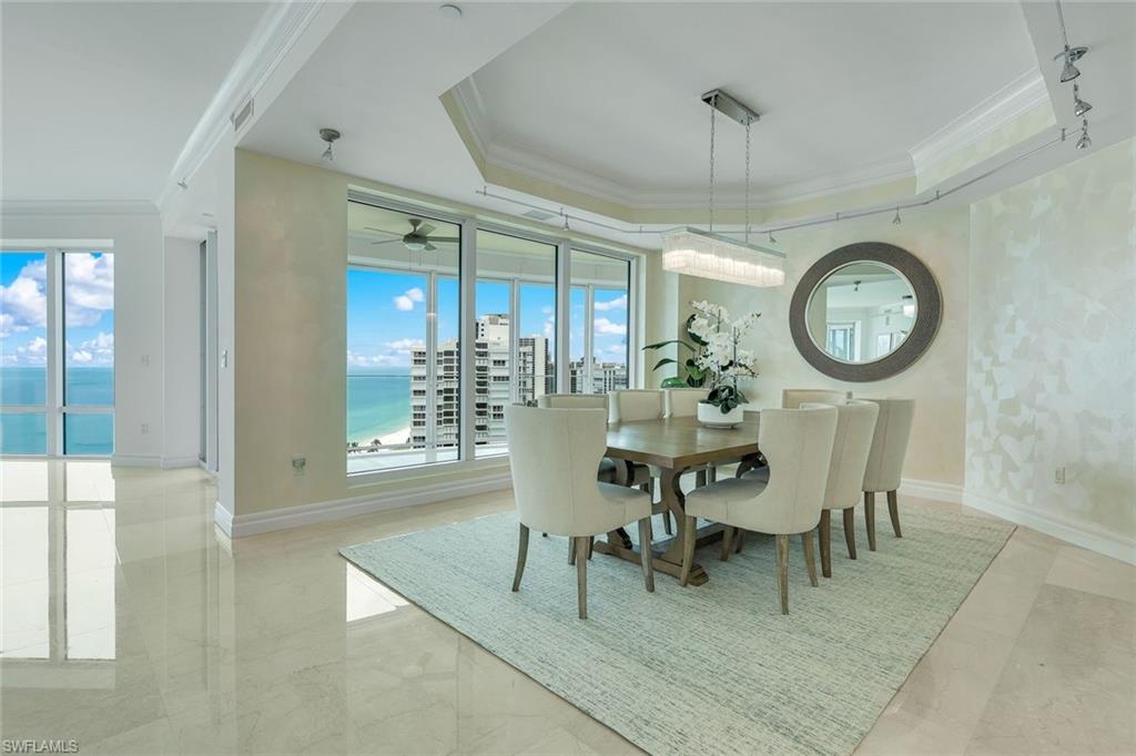 REGENT - Residential