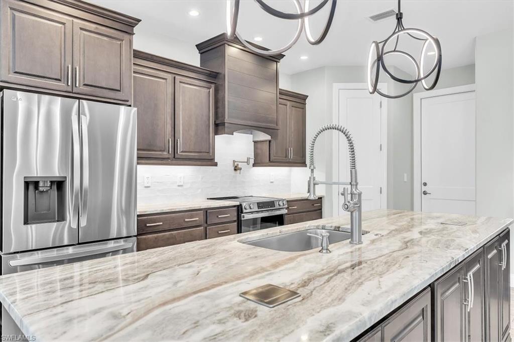 PUNTA GORDA ISLES - Residential