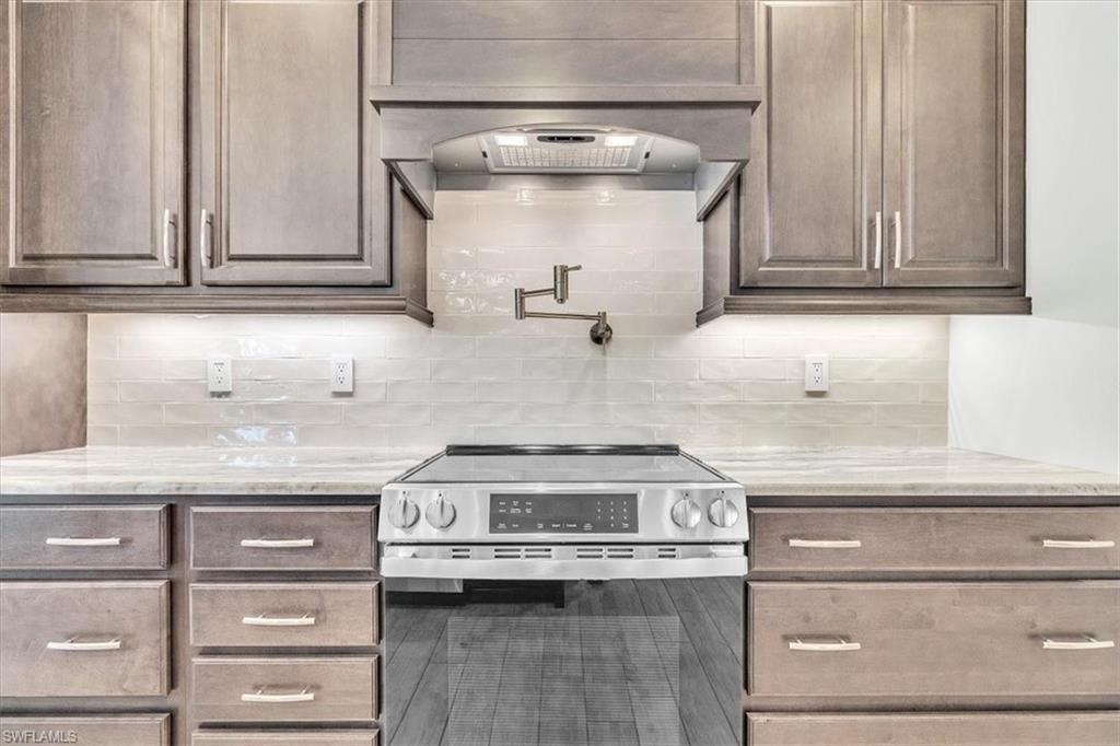 PUNTA GORDA ISLES - Residential