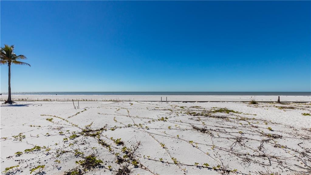 GULF HEIGHTS - Land