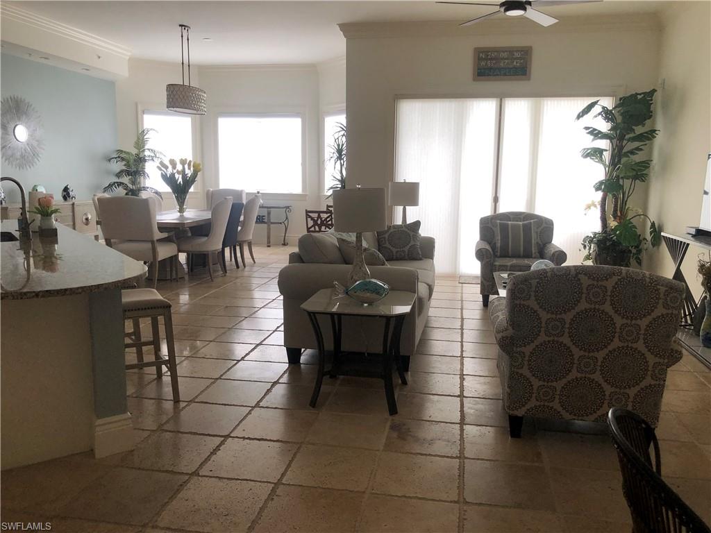 CHARLESTON SQUARE - Residential Lease