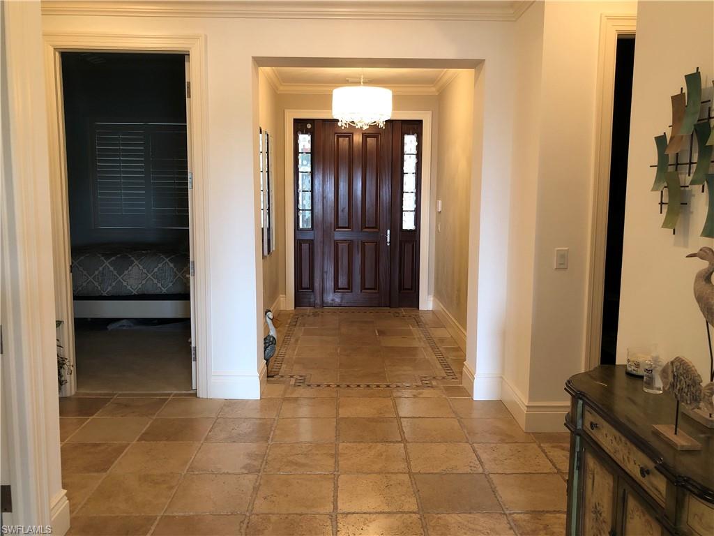 CHARLESTON SQUARE - Residential Lease