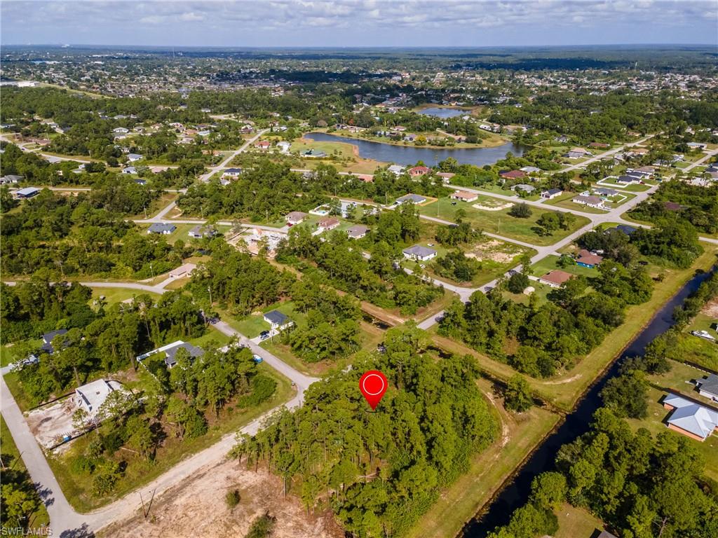 TWIN LAKE ESTATES - Land