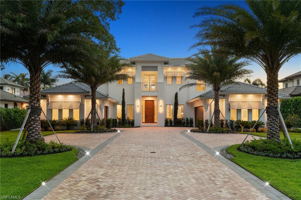 MOORINGS - Residential