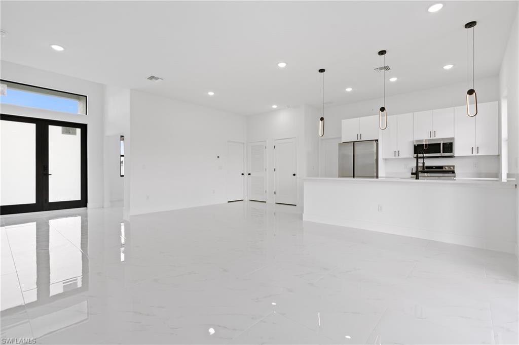 LEHIGH ACRES - Residential Lease