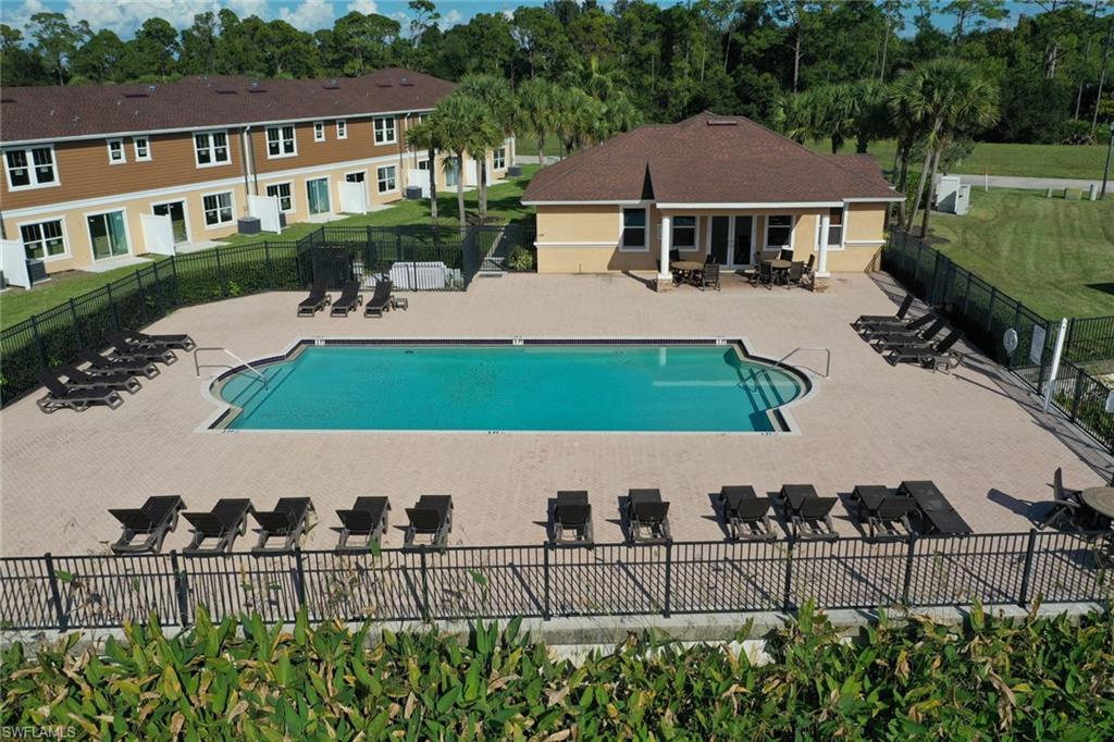 BAYSHORE COMMONS - Residential