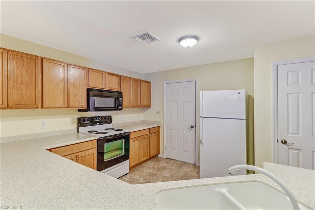 BAYSHORE COMMONS - Residential