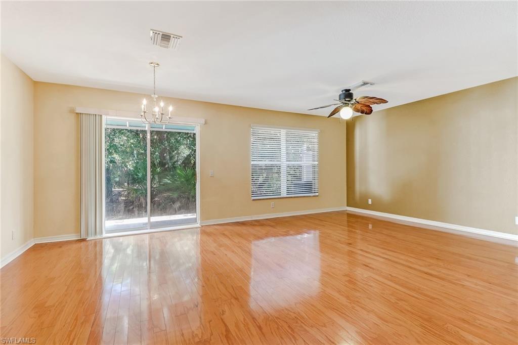 ***Motivated Seller***Move in ready!
Bayshore Commons 2 bedroom, 2.5 bath w/ Single car garage. 
First floor offers...Kitchen with pantry, Family/Dining with 1/2 bath.
Second Floor offers...Master Bed & Bath w/ walk in closet, Guest bedroom with guest bathroom, Laundry Closet.
Home is on a quiet street and back patio faces quiet preserve.