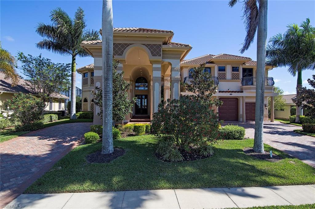 MARCO BEACH - Residential