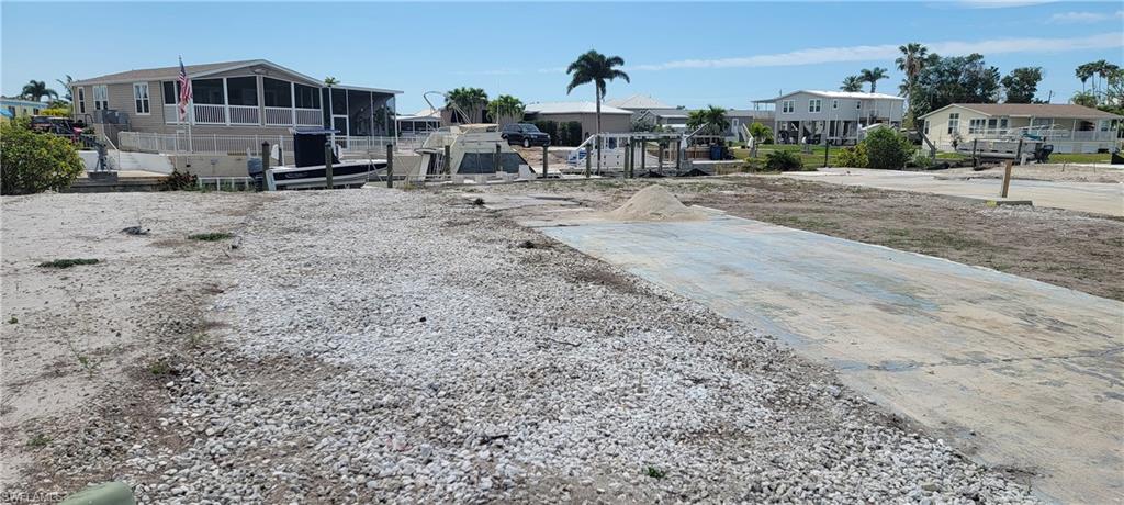 SPRING CREEK VILLAGE - Land